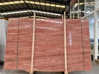 イラン産の赤いトラバーチンの板
